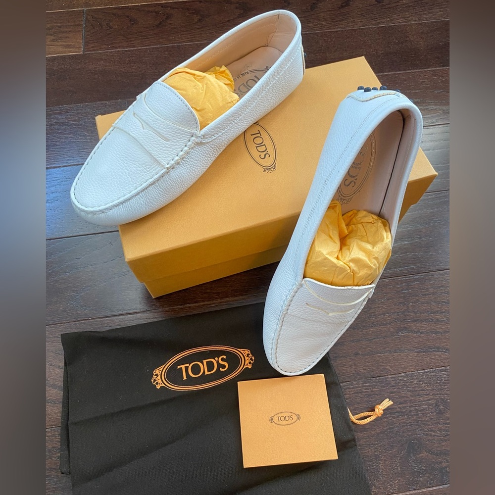 Tod’s white leather City Gommino Drivers